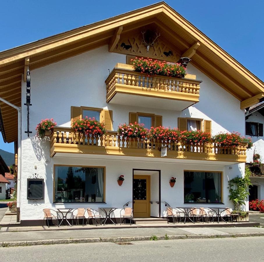 Gastehaus Veronika: Breakfast Buffet & KönigsCard Attractions Included Unterammergau Exterior photo