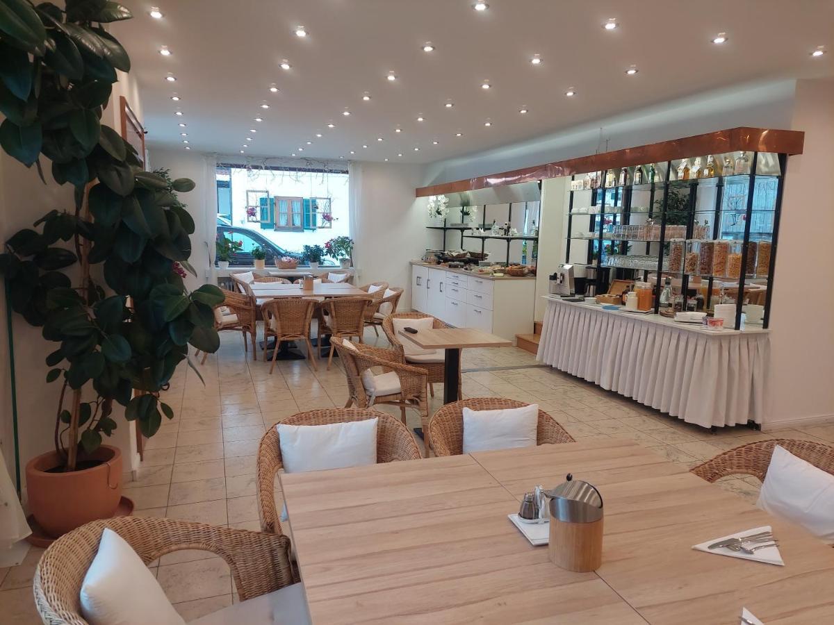 Gastehaus Veronika: Breakfast Buffet & KönigsCard Attractions Included Unterammergau Exterior photo